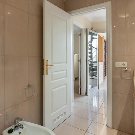 Terrazas Del Duque Apartment *